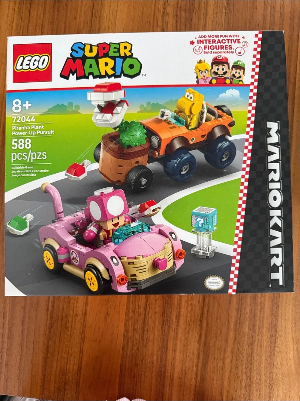 New in box LEGO Super Mario Piranha Plant Power-Up Pursuit Set - 72044